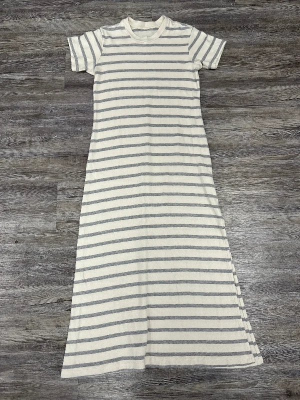 Dress Casual Maxi By Citizens Of Humanity In Grey & White, Size: S Wrap Maxi Skirt