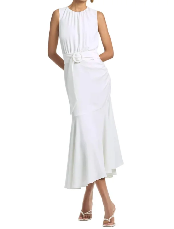 Sleeveless Camila Dress In Ivory Preppy unclassified dresses