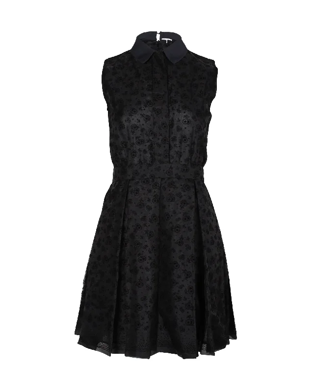 Victoria Victoria Beckham Fit and Flare Sleeveless Dress in Black Silk Chic unclassified dresses